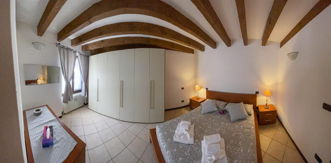 Da Perry Apartment Morbegno Luaran gambar